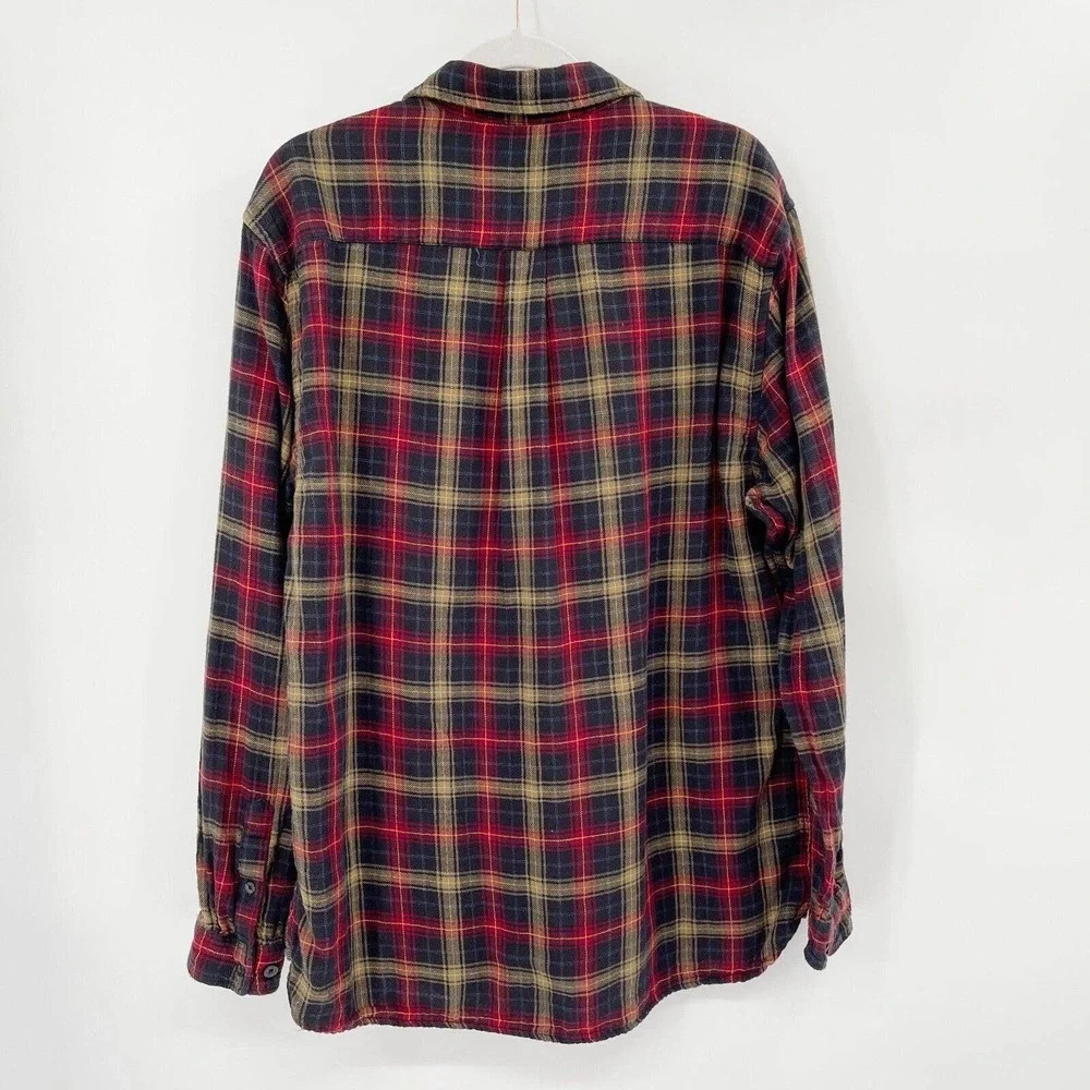 Carbon2Cobalt Plaid Button Up Flannel Shirt Size L‎ Long Sleeve Curved Hem